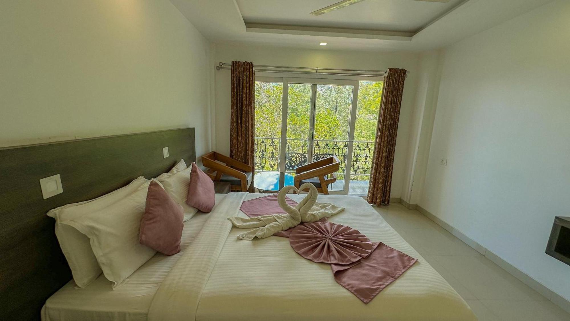 The Heights Munnar Hotel Exterior photo